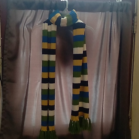 Lands End Multi color scarf - Picture 2 of 2